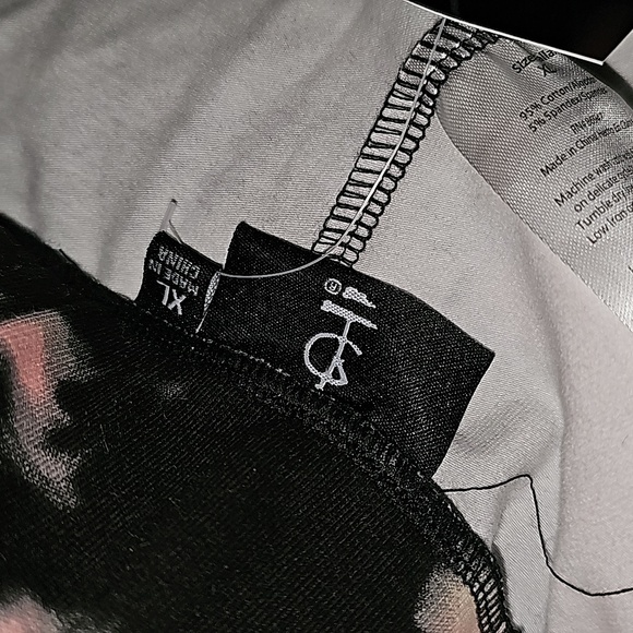 Pink Floyd Shorts - Picture 11 of 16